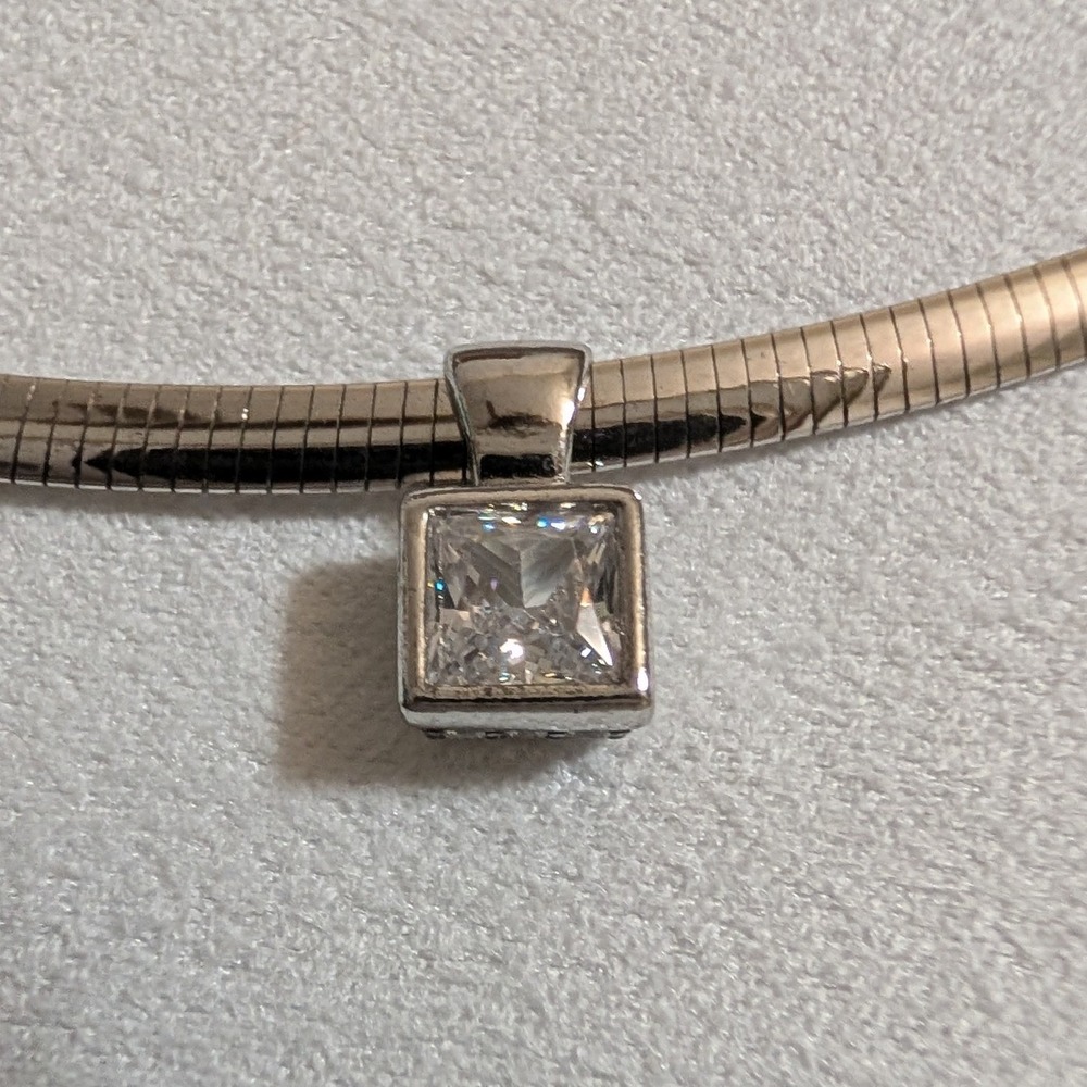 Diamonique Italia Sterling Silver Omega Necklace Solitaire Pendant NIB J436384